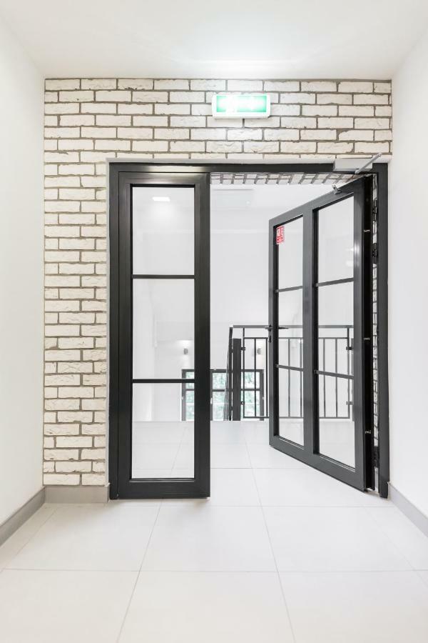 Goldeneye Apartment Center Wrocław Kültér fotó