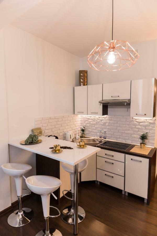 Goldeneye Apartment Center Wrocław Kültér fotó