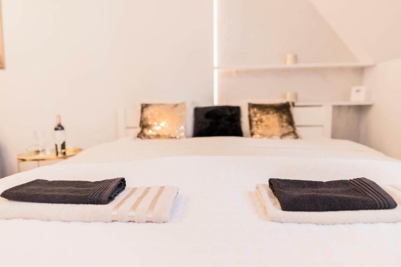 Goldeneye Apartment Center Wrocław Kültér fotó